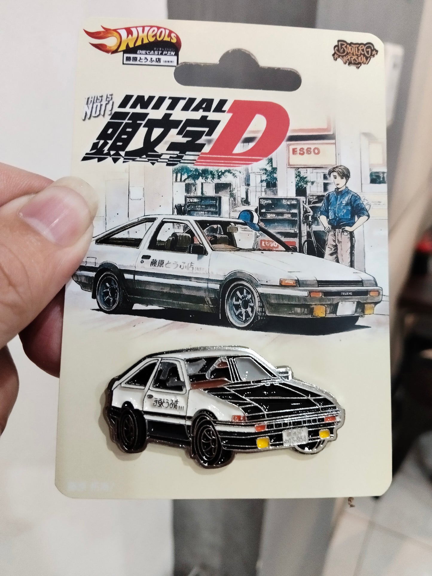 Diecast Pin Initial D Takumi Toyota Trueno Ae86 Hachiroku Classic Style